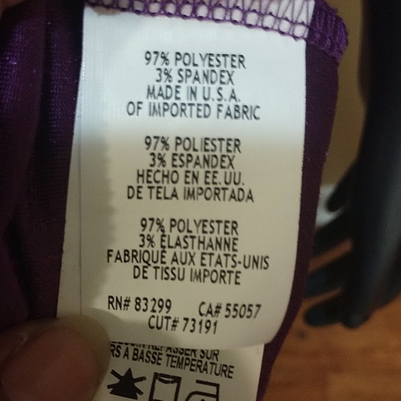 Cold shoulder shift dress - Picture 5 of 6